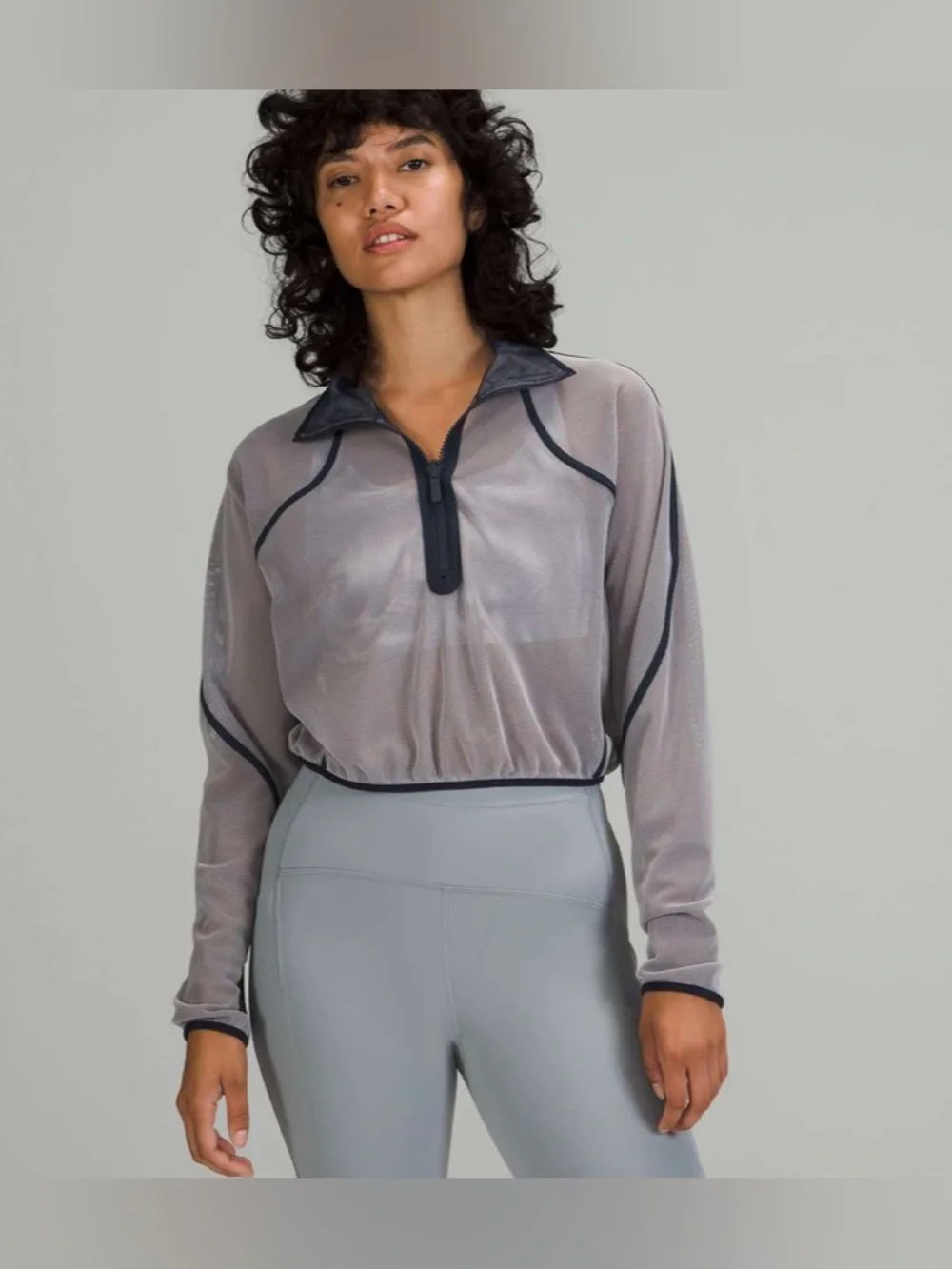 Lululemon reversible mesh cropped 1/2 half zip pullover Sz 10